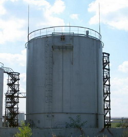 Резервуар вертикальный стальной