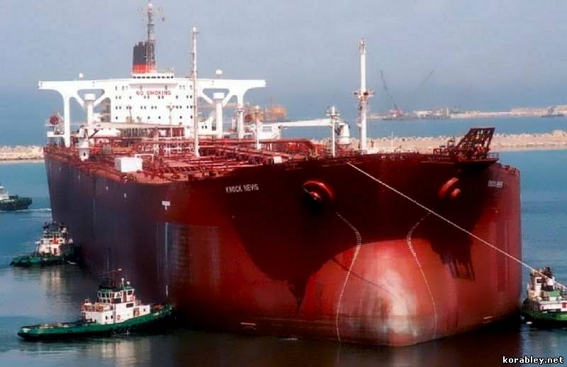 Самый большой корабль нефтеналивной танкер
