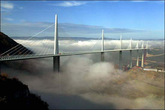 Самый высокий в Латинской Америке мост строится с помощью систем PERI