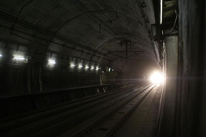 Самый длинный тоннель в мире Сэйкан в Японии